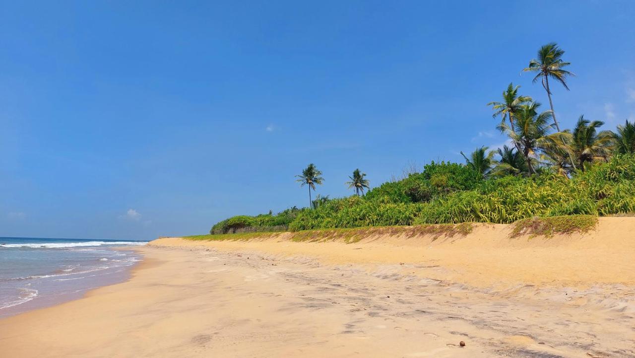 Bandulas Beach House Hikkaduwa Exterior photo